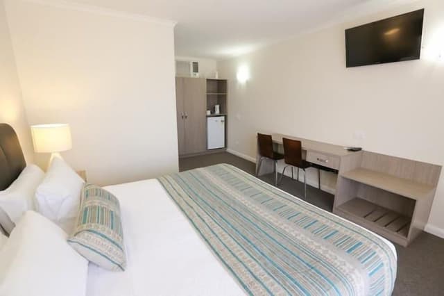 Deluxe Suite, 1 Bedroom, Non Smoking (Queen Deluxe)