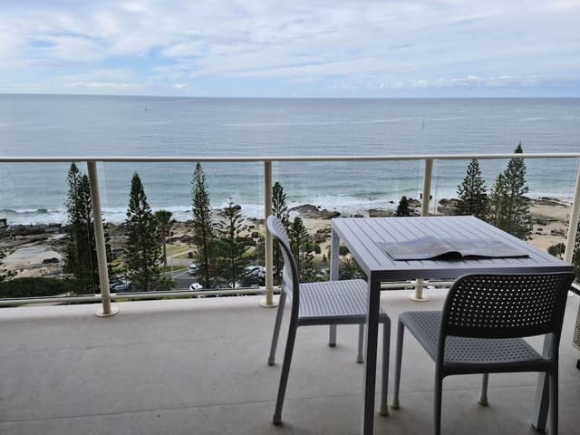 Superior 3 Bedroom Beachfront Apartment