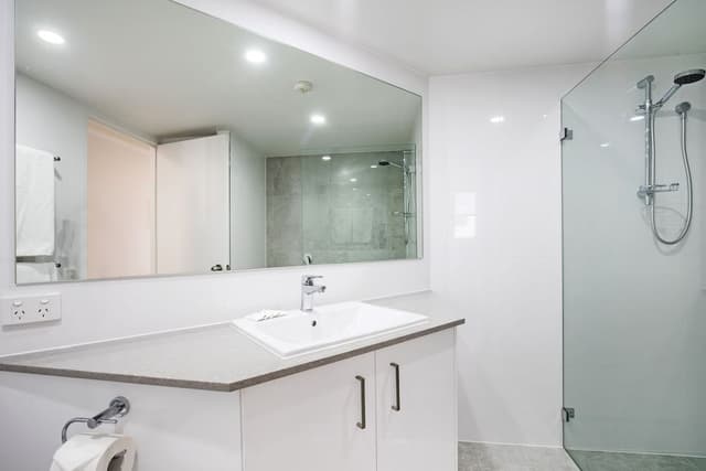 Superior 3 Bedroom Beachfront Apartment