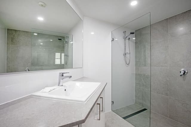 Superior 3 Bedroom Beachfront Apartment