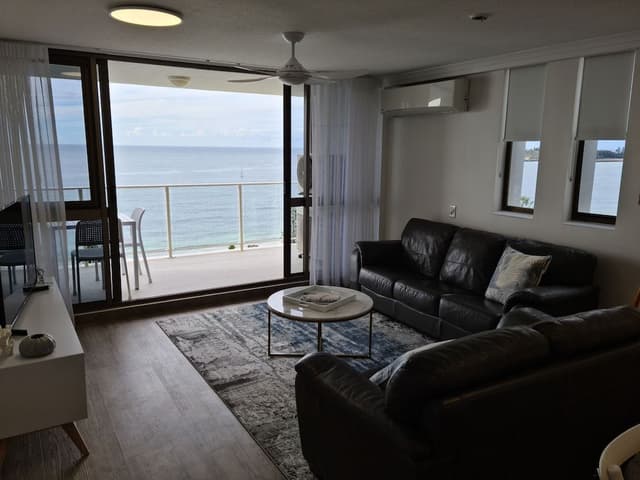 Superior 3 Bedroom Beachfront Apartment