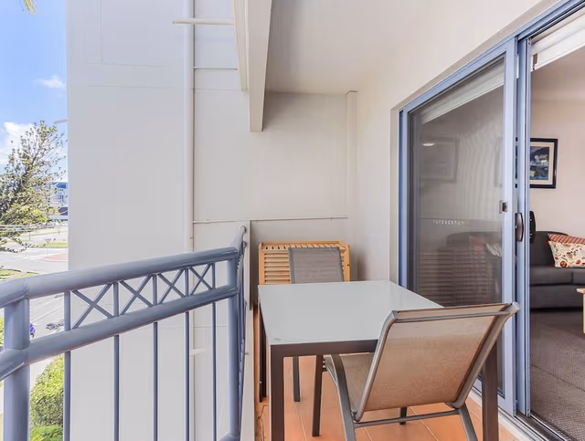 2 Bedroom Split Level Apartment