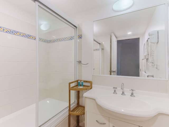2 Bedroom Split Level Apartment