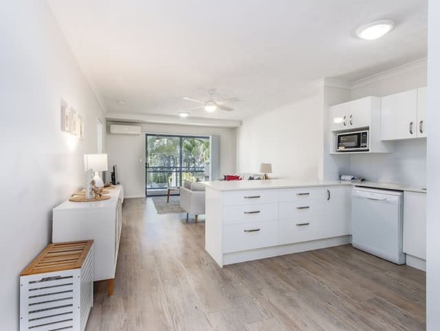 2 Bedroom Split Level Apartment