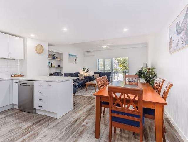 2 Bedroom Split Level Apartment