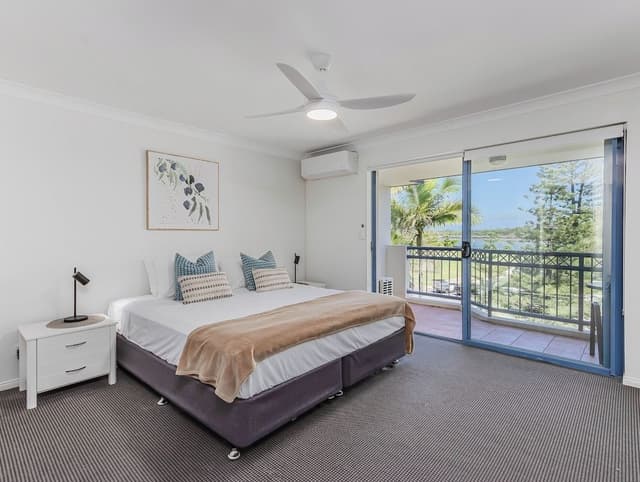 2 Bedroom Split Level Apartment