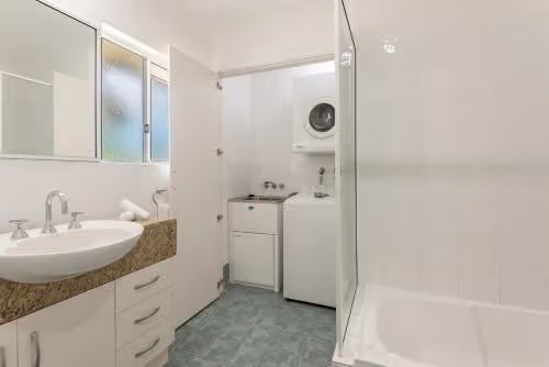Deluxe Three-Bedroom Townhouse