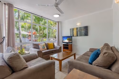 Deluxe Three-Bedroom Townhouse
