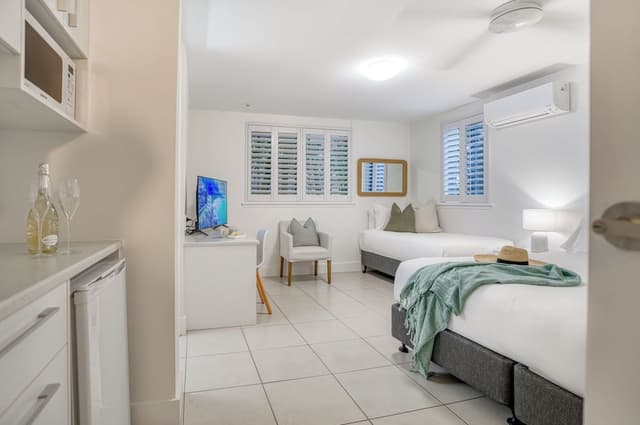 2 Bedroom Riverfront Apartment - Ground Floor