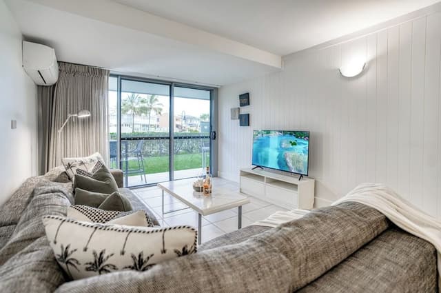 1 Bedroom Riverfront Apartment - Ground Floor