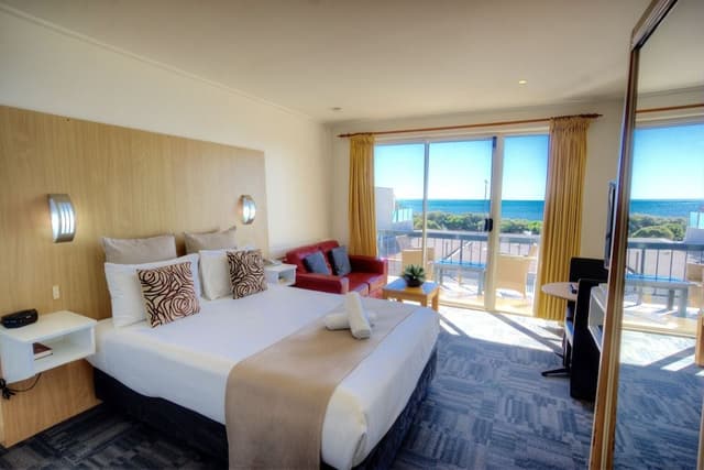 Executive Queen Room - Ocean View