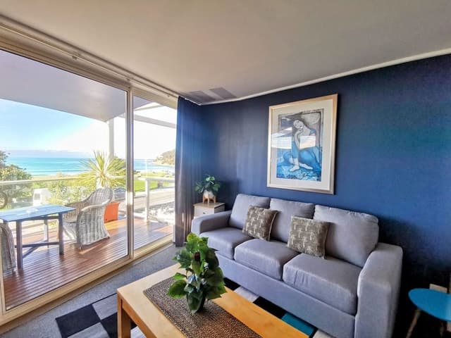 Deluxe King Room - Ocean View