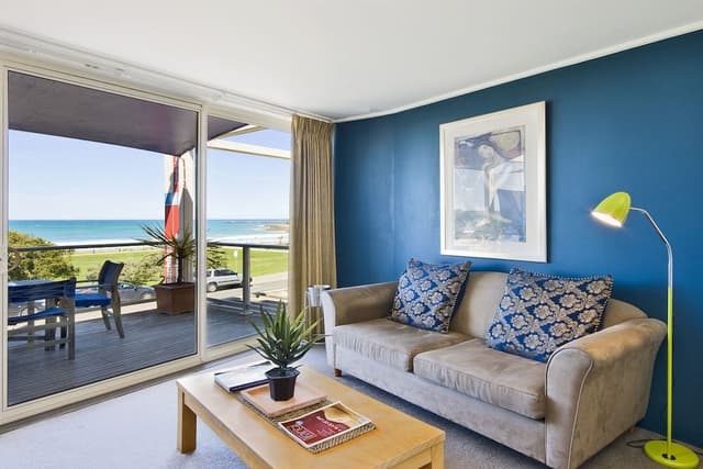Deluxe King Room - Ocean View