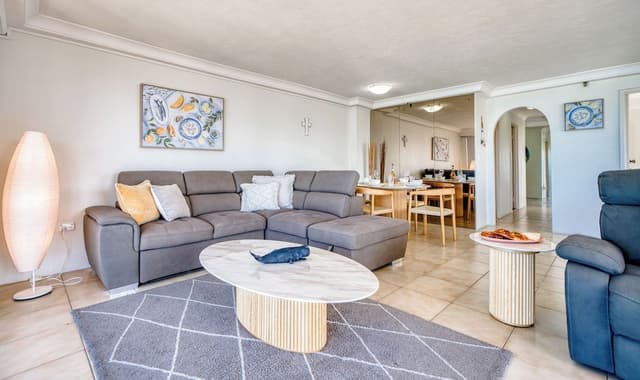 Classic Two Bedroom Ocean View Apartment