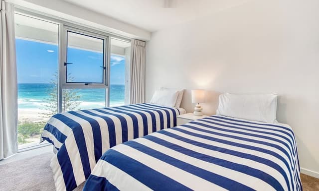 Superior Two Bedroom Ocean View Apartment