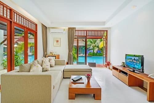 Pool Access Suite Villa