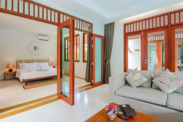 Grand Pool Suite Villa