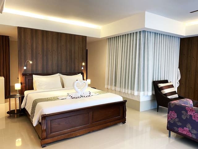 Executive Deluxe Room With Pool View