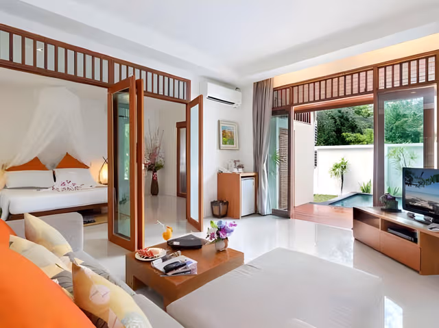 Pool Access Suite Villa