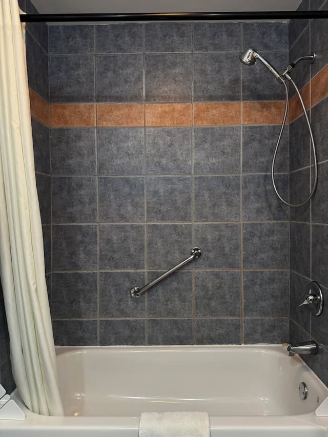 Standard Room, 1 Queen Bed