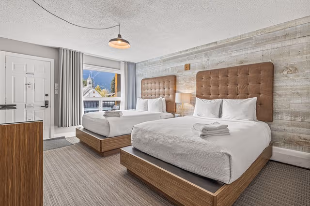 Double Room with Mountain View (Self Check In, No Pets)
