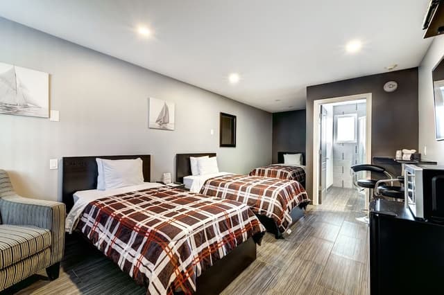 Standard Room, 3 Twin Beds