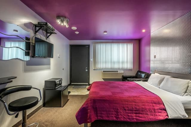 Standard Room, 1 Queen Bed, Non Smoking