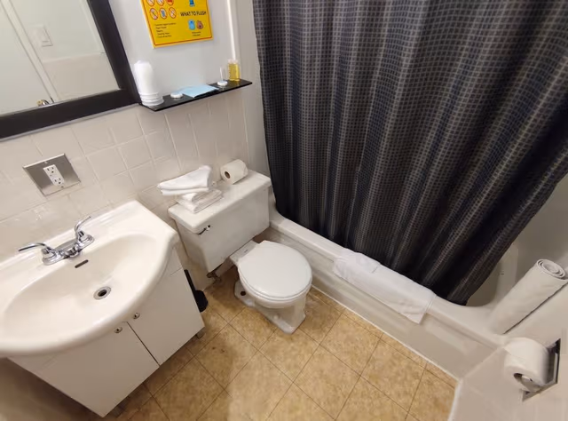 Basic Room, 2 Queen Beds