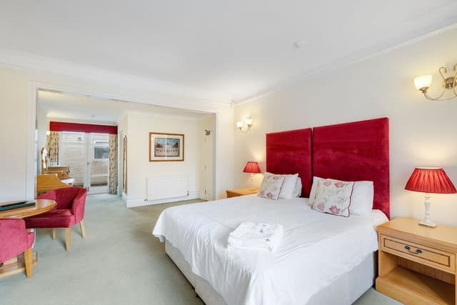 Executive Double or Twin Room, 1 King Bed, Bathtub, Courtyard Area
