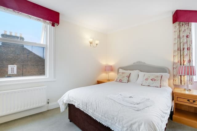 Superior Double Room, Non Smoking, Private Bathroom