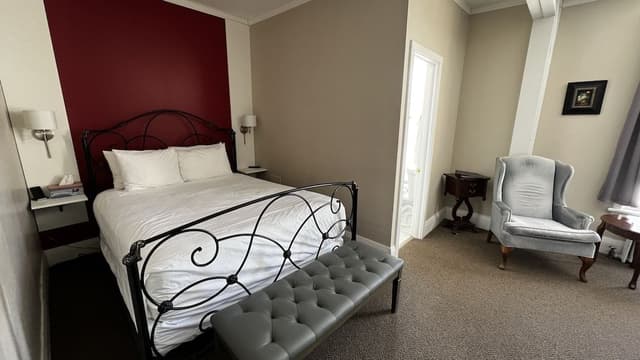 Standard Room (No View, No Balcony)