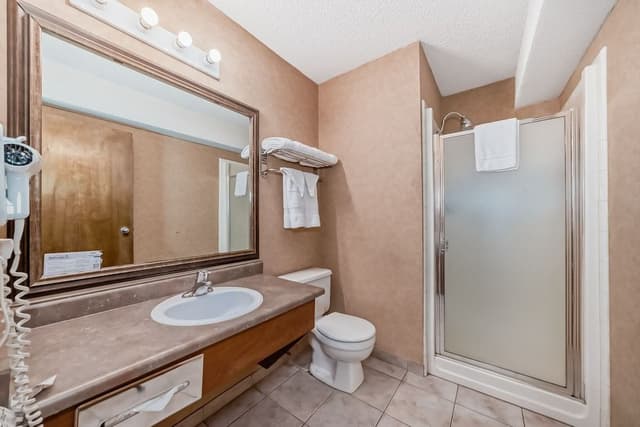 Deluxe Room, Multiple Beds, Non Smoking, Kitchen