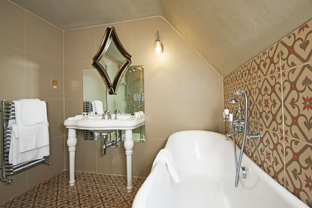Signature Suite