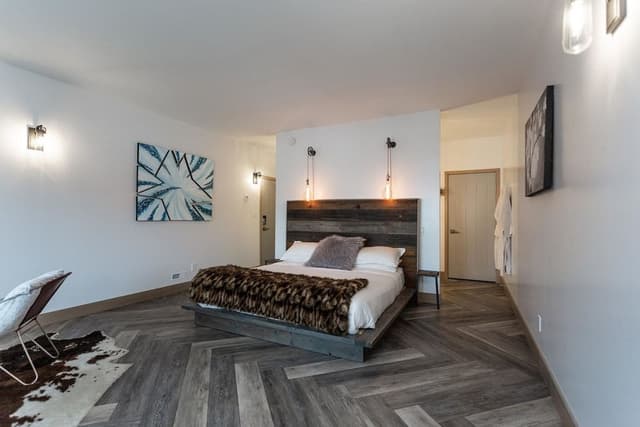 Luxury Room, 1 King Bed, Mountain View (No Breakfast)