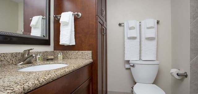 Executive Suite, 2 Bedrooms, Kitchen, Harbor View