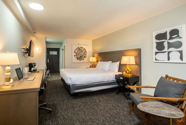 Executive King Room