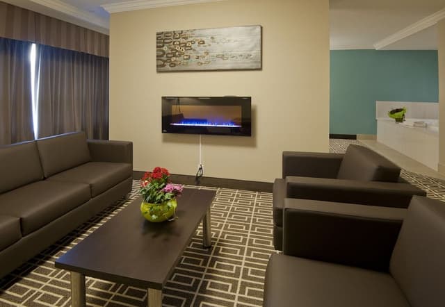 Luxury Suite, 1 King Bed, Jetted Tub