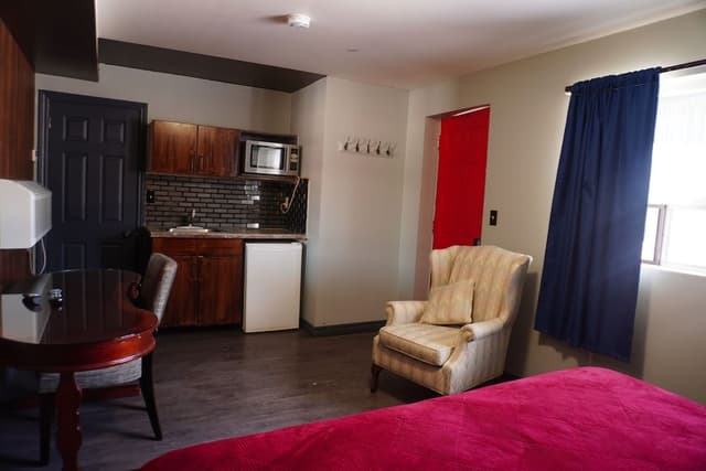 Family Studio Suite