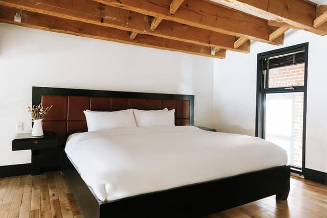Deluxe Loft