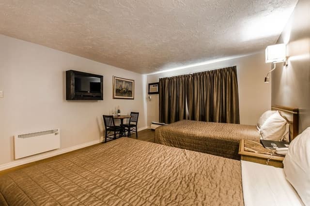 Standard Room, 2 Double Beds, Non Smoking