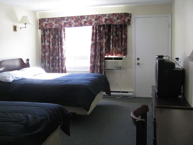 Standard Room, 2 Double Beds