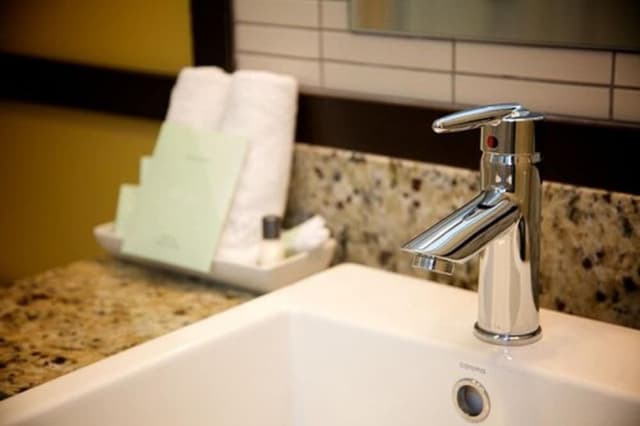 Classic Room (Eco River Lodge Park - Queen)