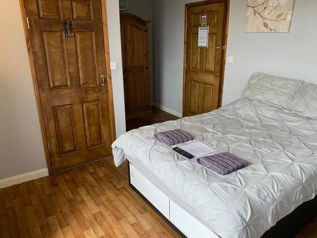 Basic Double Room