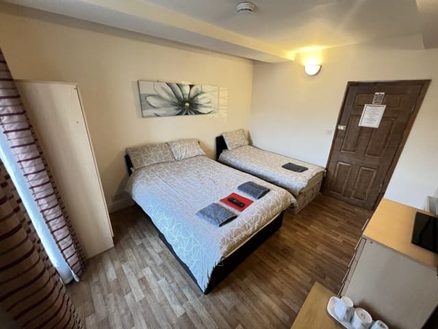 Basic Triple Room