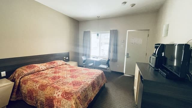 Premium Room, 1 Queen Bed, Non Smoking