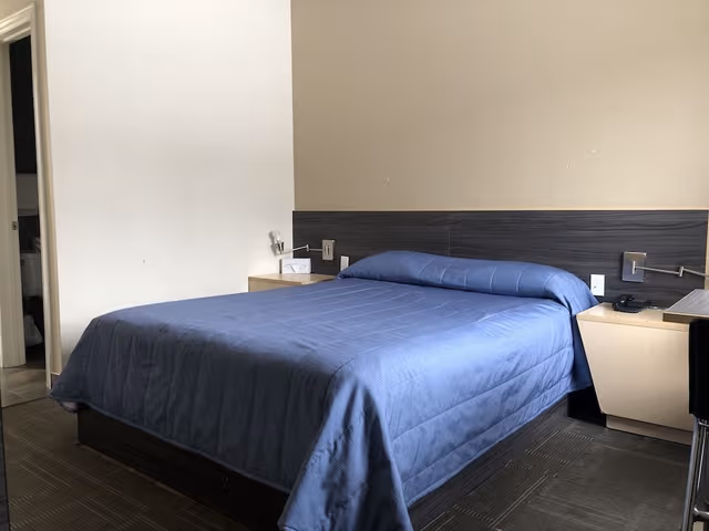 Standard Room, 1 Queen Bed, Smoking