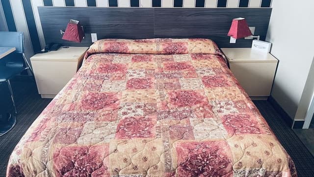 Premium Room, 1 Queen Bed, Non Smoking