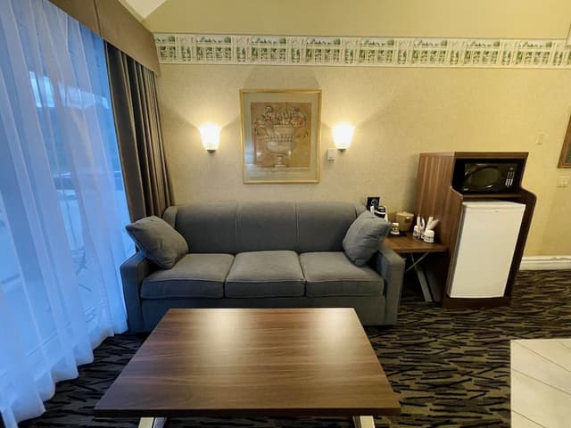 Suite (Jacuzzi) No Pets
