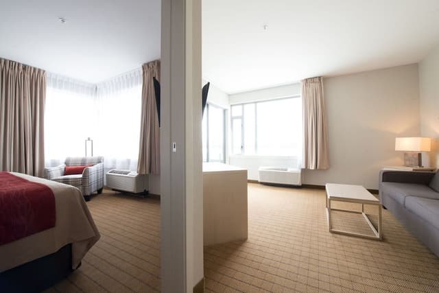 Suite, 1 King Bed with Sofa bed, Non Smoking (Upgrade)