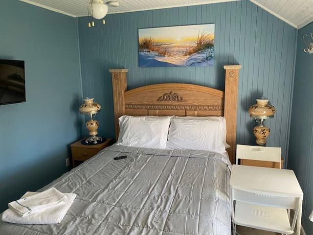 Classic Room, 1 Queen Bed